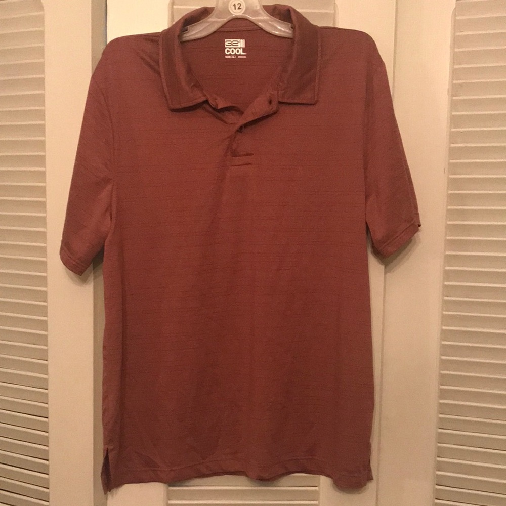 Quick dry, anti-odor short sleeve.